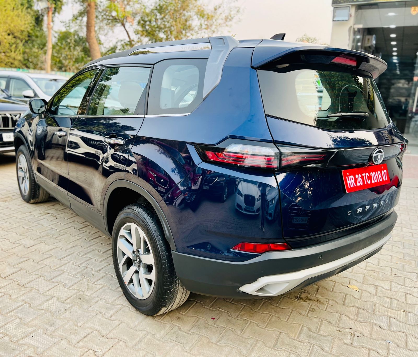 Safari image 3 Safari image 3