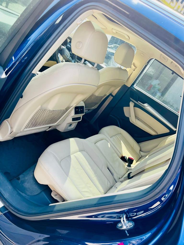 2019 Audi Q5 40 TDI Premium Plus Back Seats 