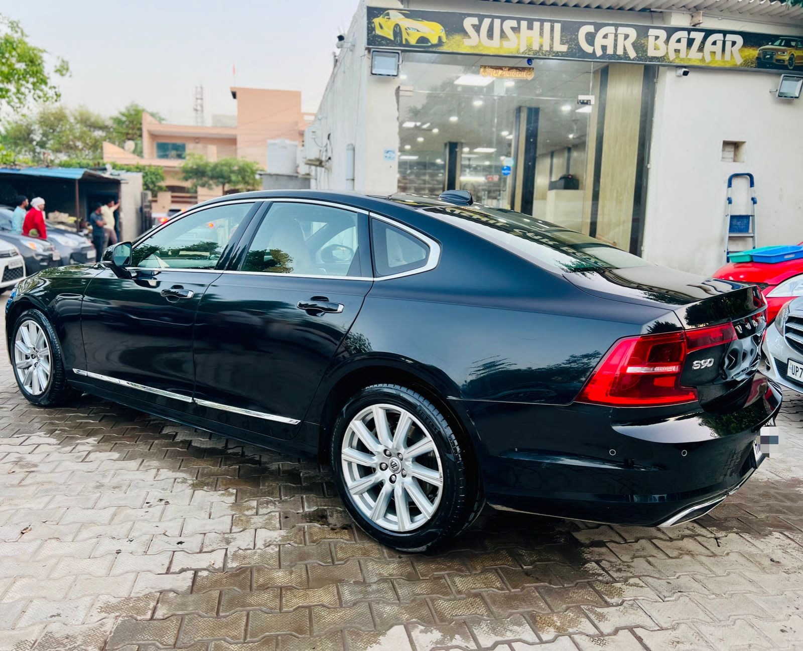 S90 image 8 S90 image 8