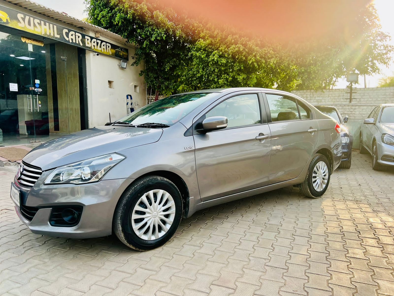 Ciaz image 1 Ciaz image 1