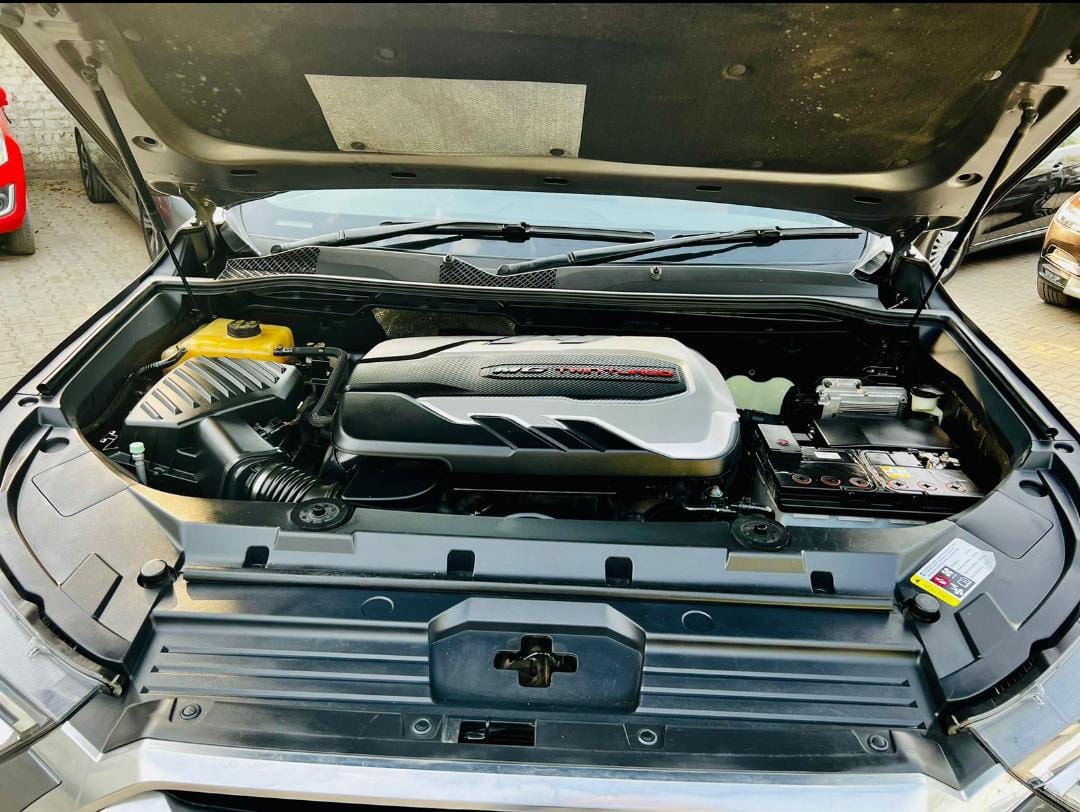 Gloster image 12 Gloster image 12