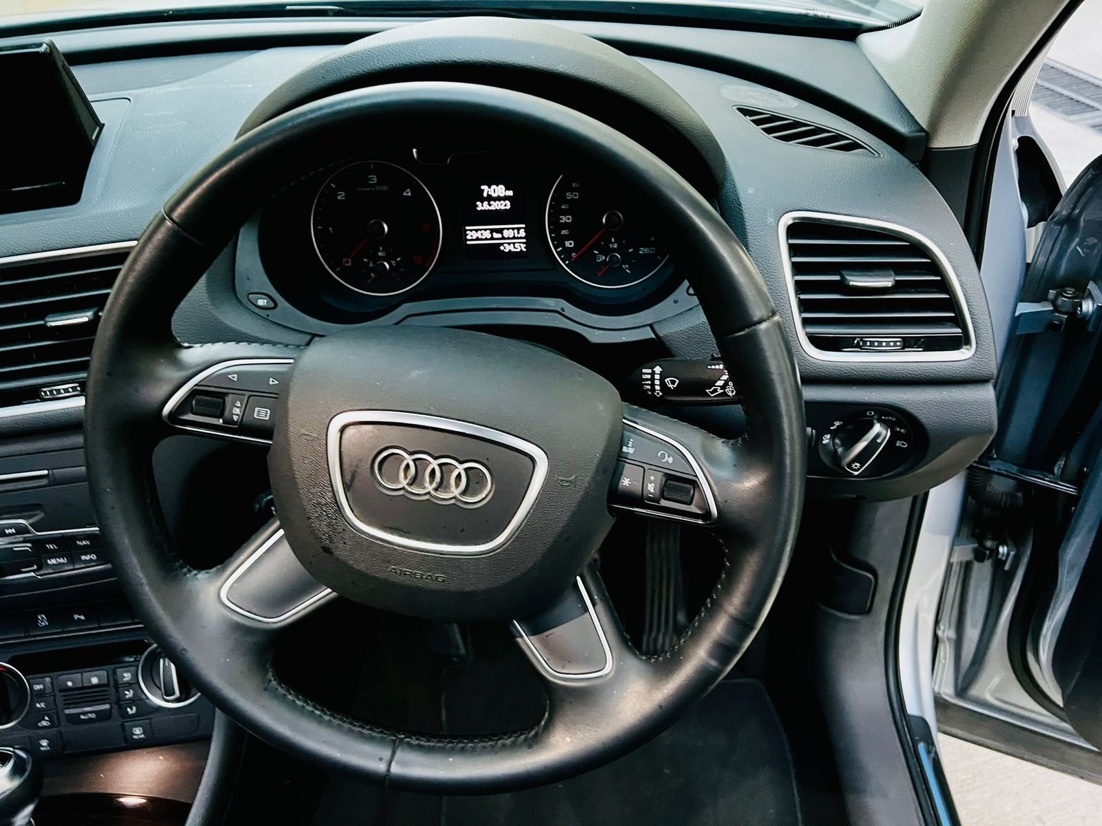 Q3 image 13 Q3 image 13