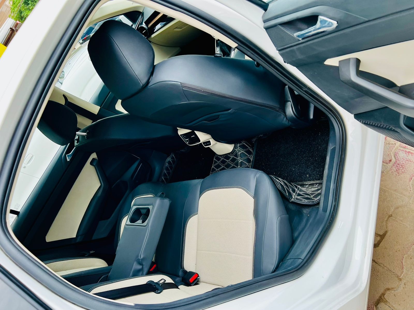 Slavia image 16 Slavia image 16