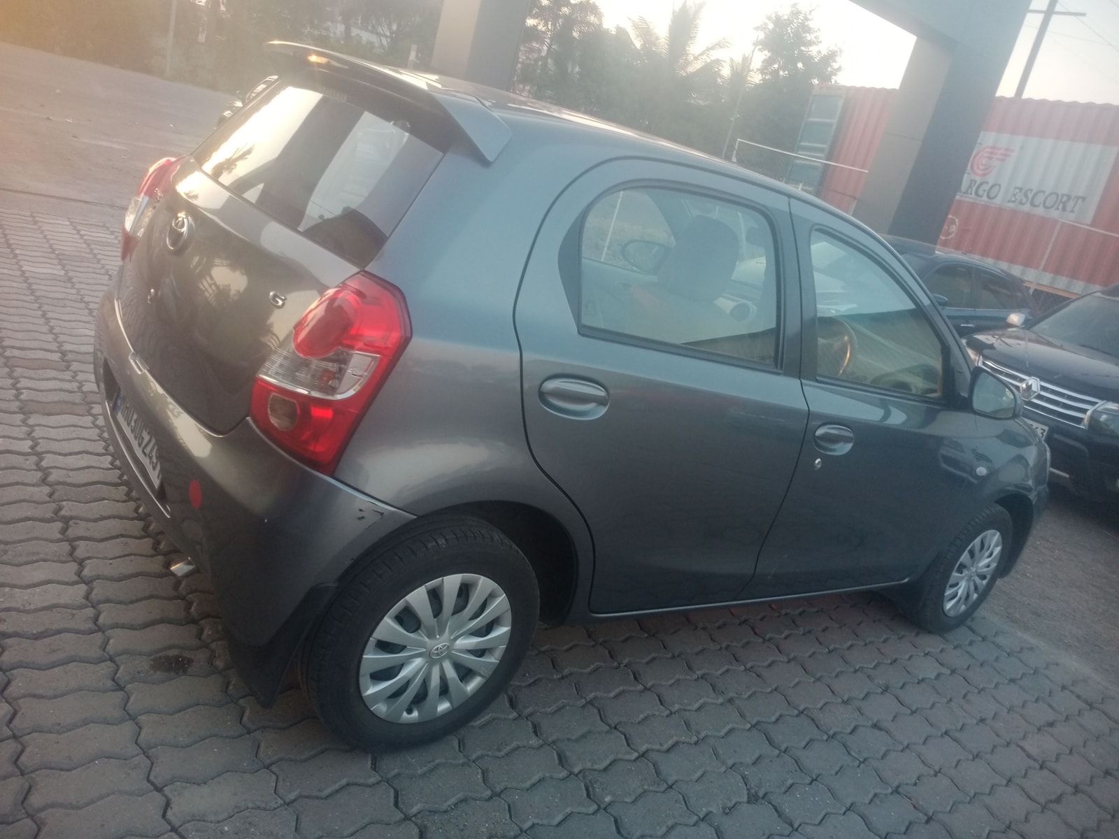 Etios image 5 Etios image 5