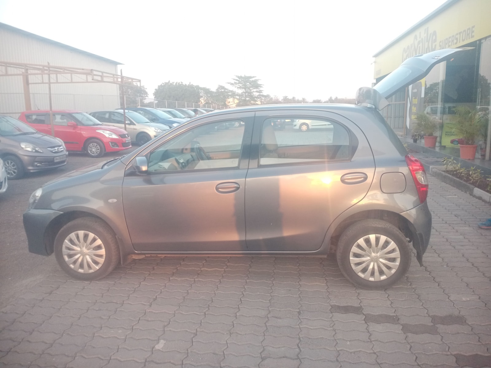 Etios image 10 Etios image 10