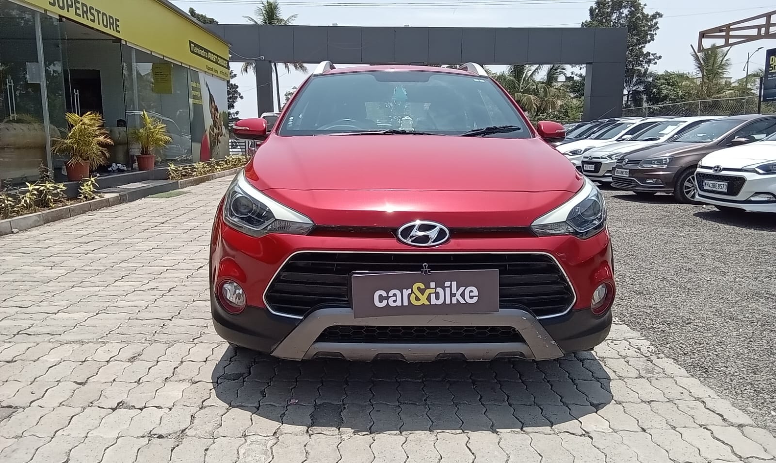 i20 Active image 8 i20 Active image 8