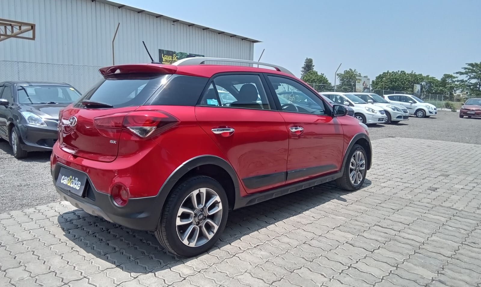 i20 Active image 5 i20 Active image 5