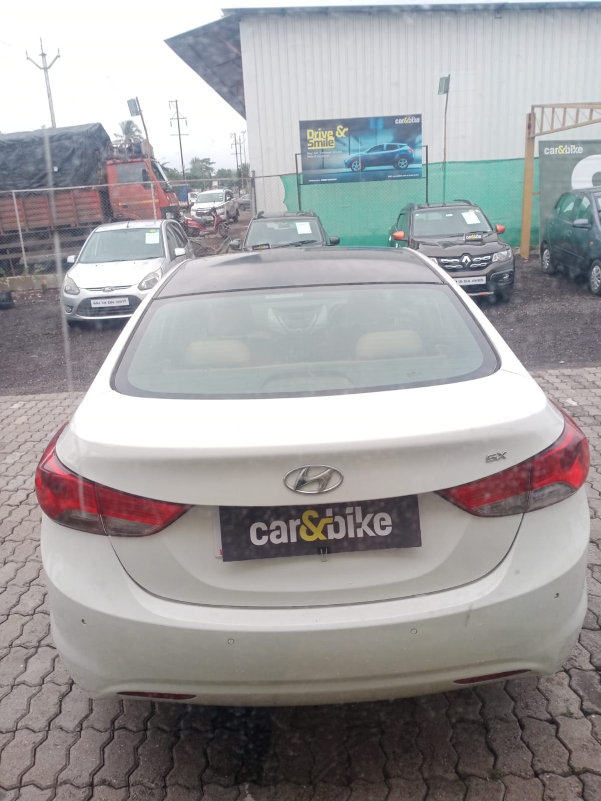 Elantra image 4 Elantra image 4