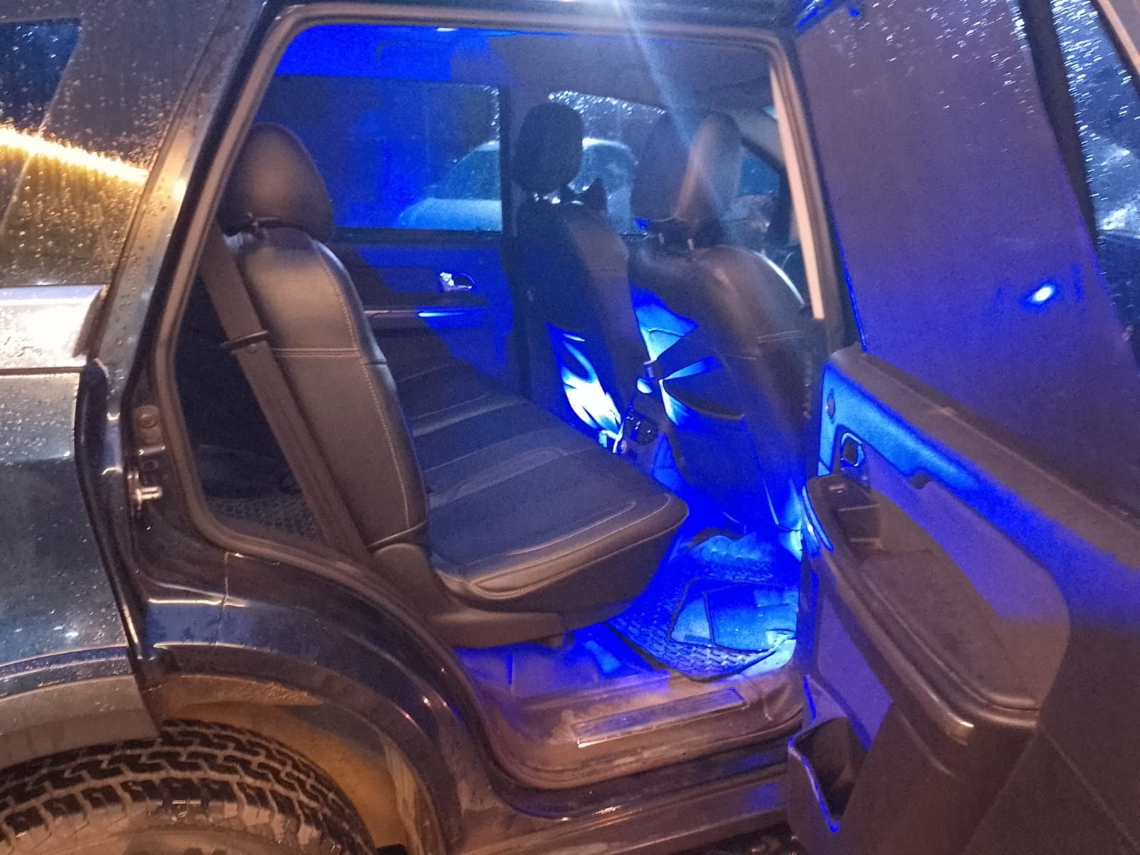 Hexa image 17 Hexa image 17