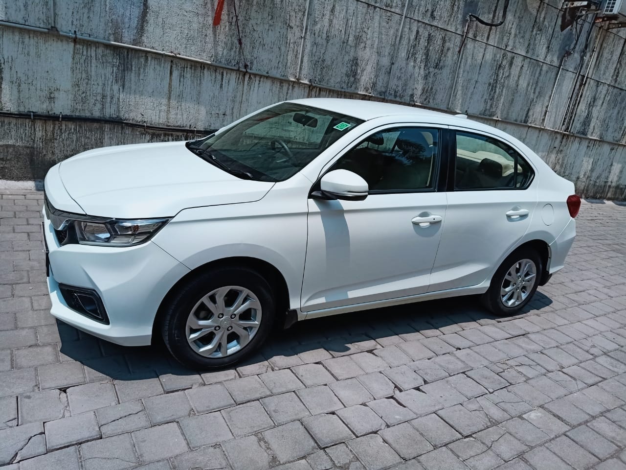 Amaze image 2 Amaze image 2