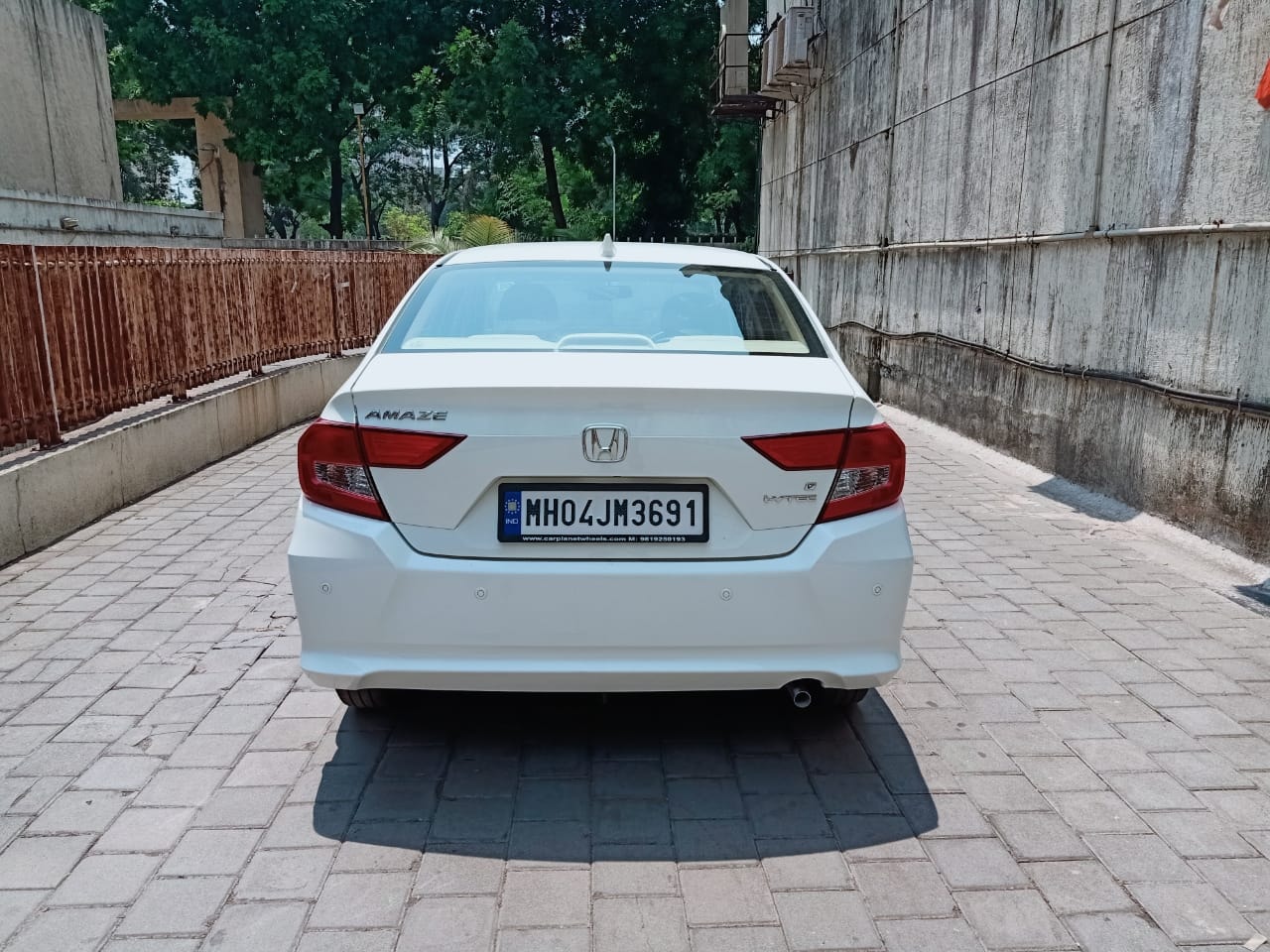 Amaze image 4 Amaze image 4