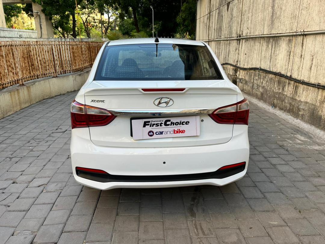 2019 Hyundai Xcent S Petrol Trunk Door Open View 