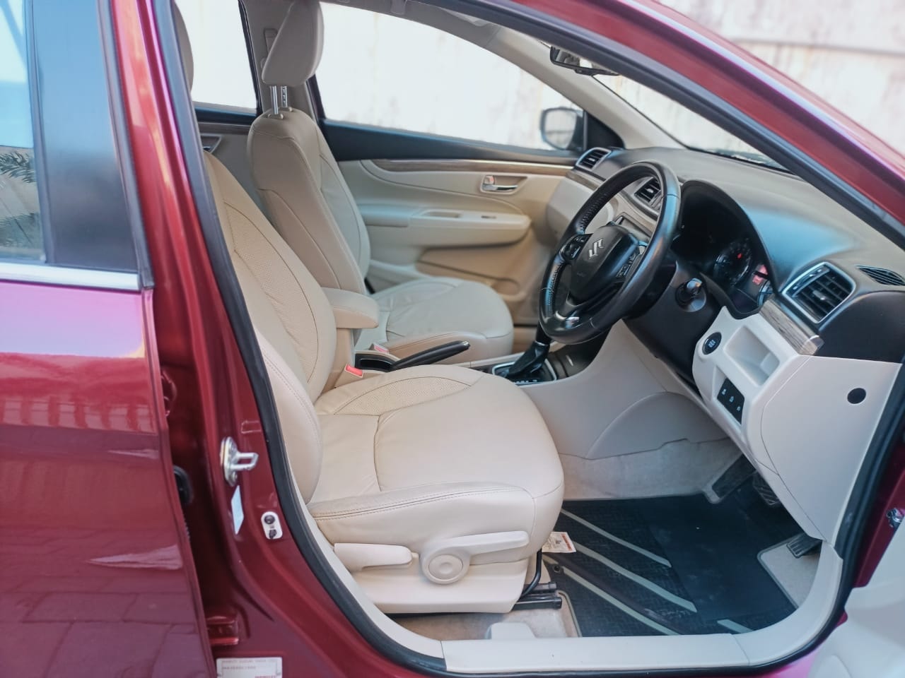 Ciaz image 15 Ciaz image 15