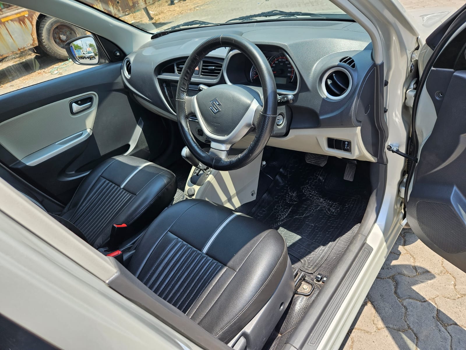 Alto K10 image 12 Alto K10 image 12