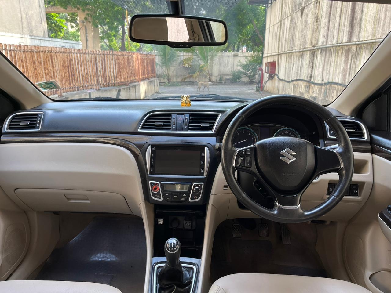 Ciaz image 13 Ciaz image 13