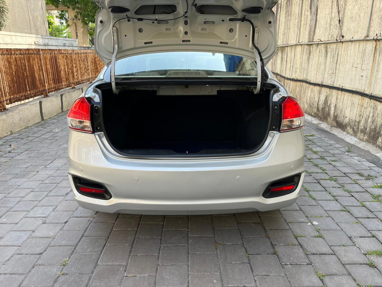 Ciaz image 10 Ciaz image 10