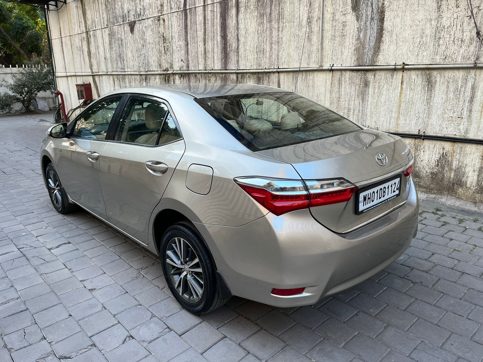 Corolla Altis image 2 Corolla Altis image 2