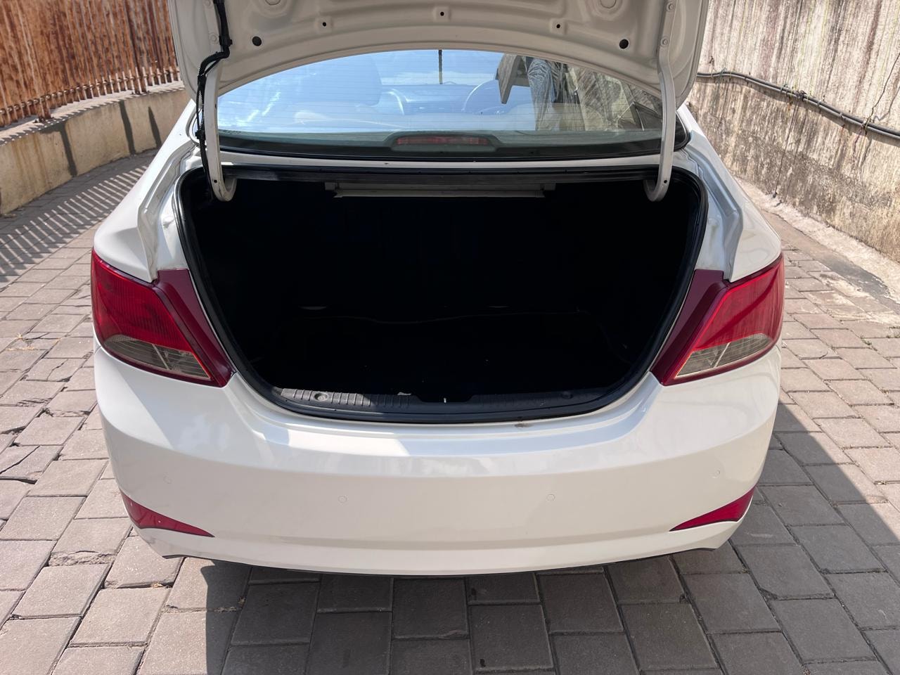 Verna image 16 Verna image 16