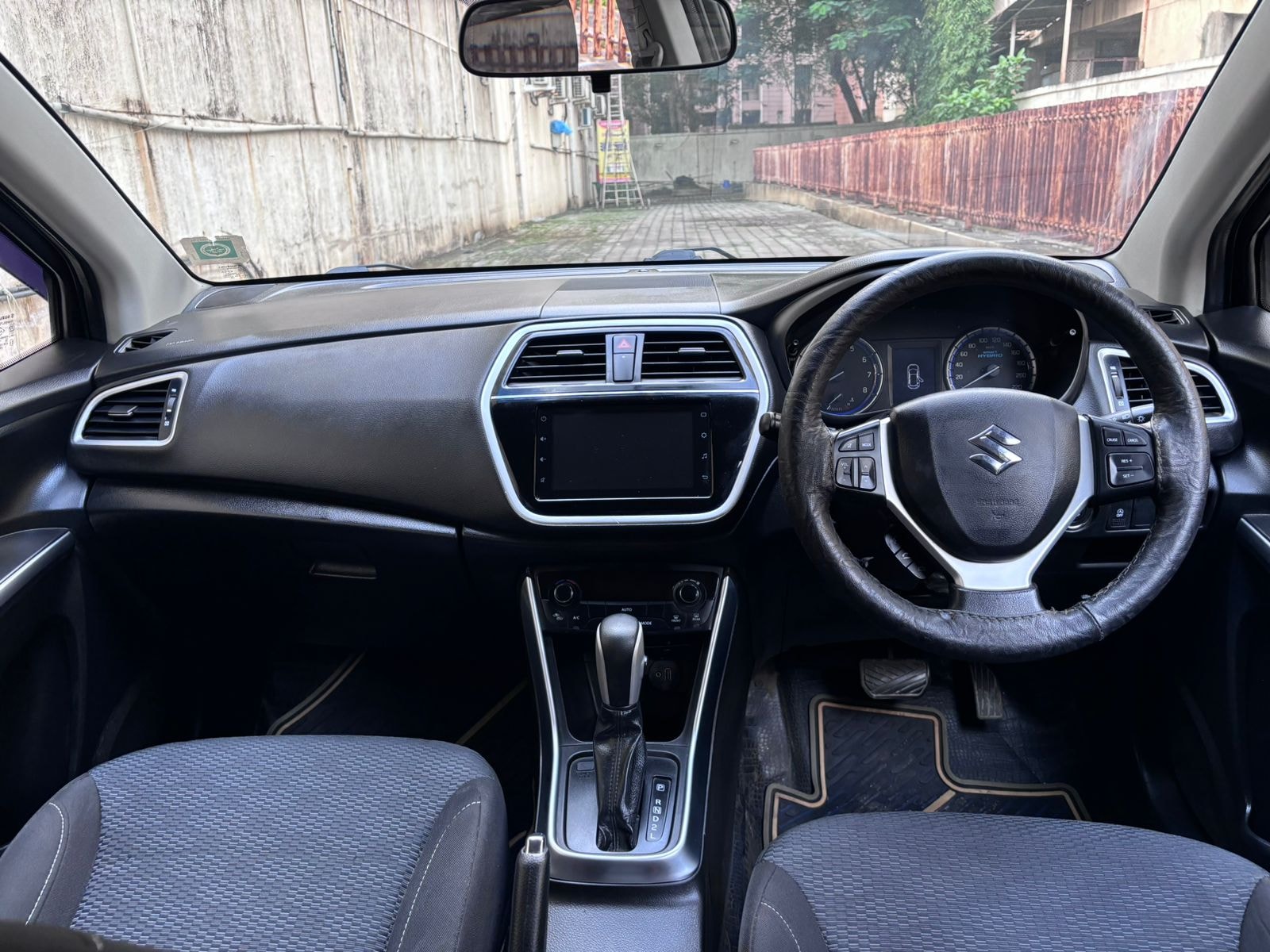 S-Cross image 10 S-Cross image 10