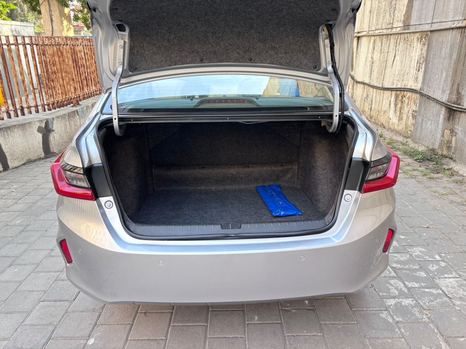 City image 7 City image 7