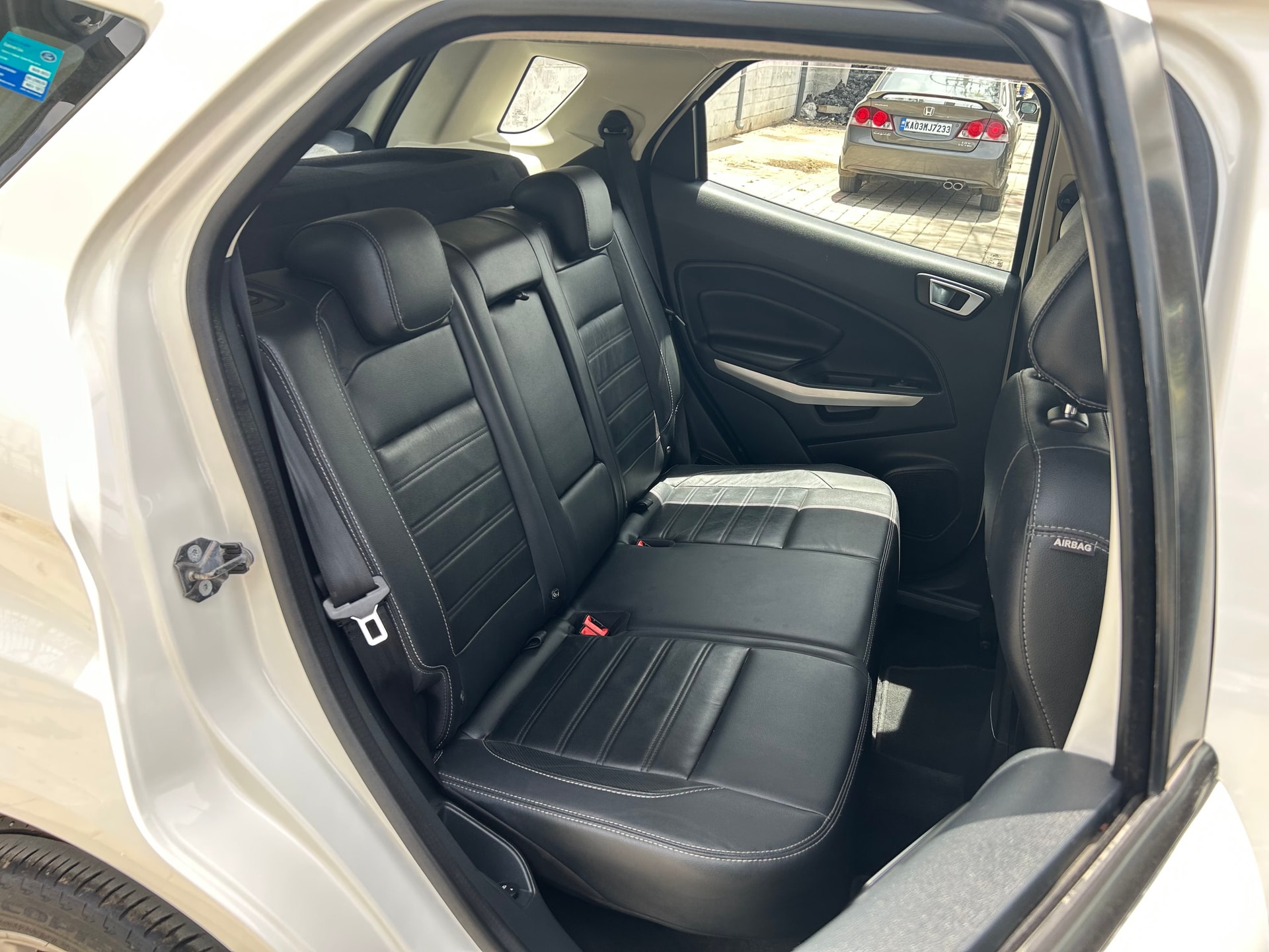 EcoSport image 3 EcoSport image 3