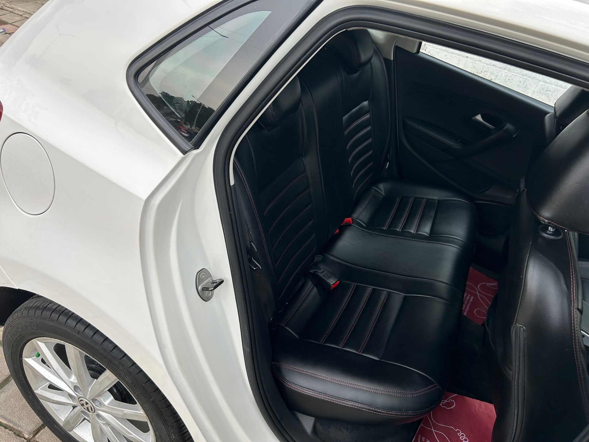 Polo image 15 Polo image 15