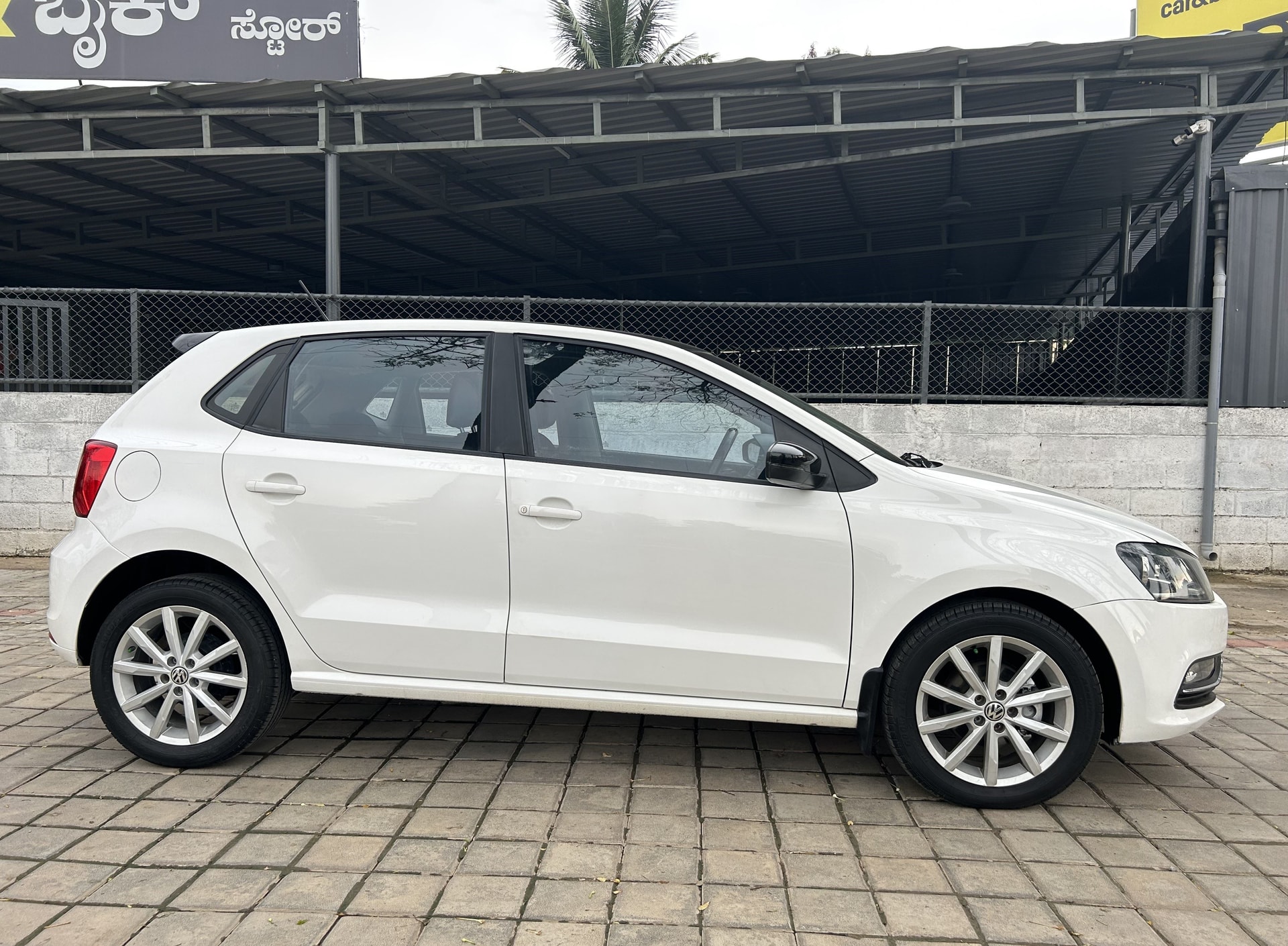 Polo image 6 Polo image 6