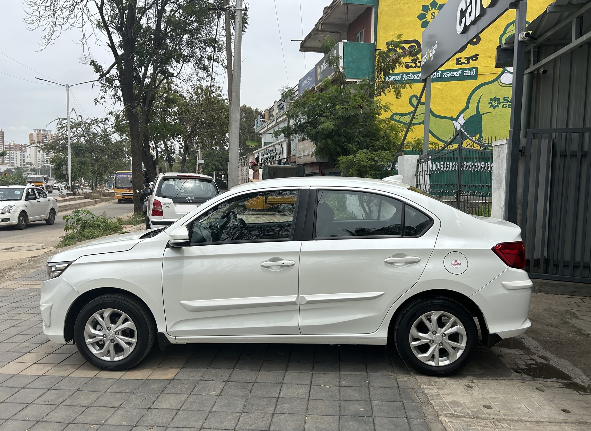 Amaze image 2 Amaze image 2