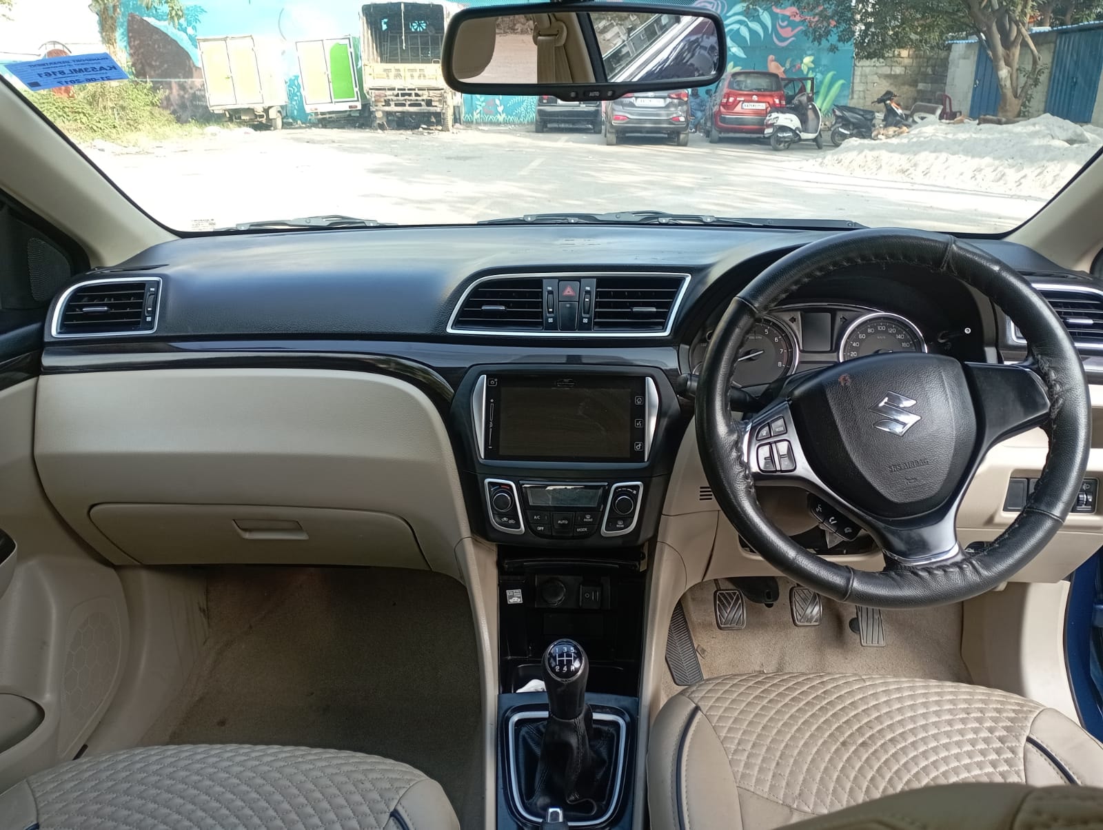 Ciaz image 12 Ciaz image 12