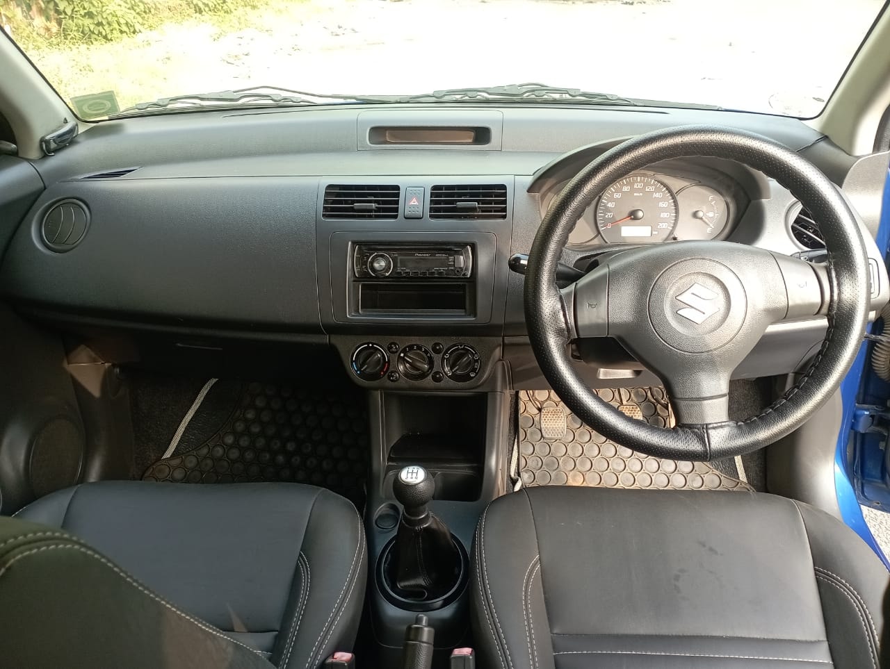 Swift image 13 Swift image 13