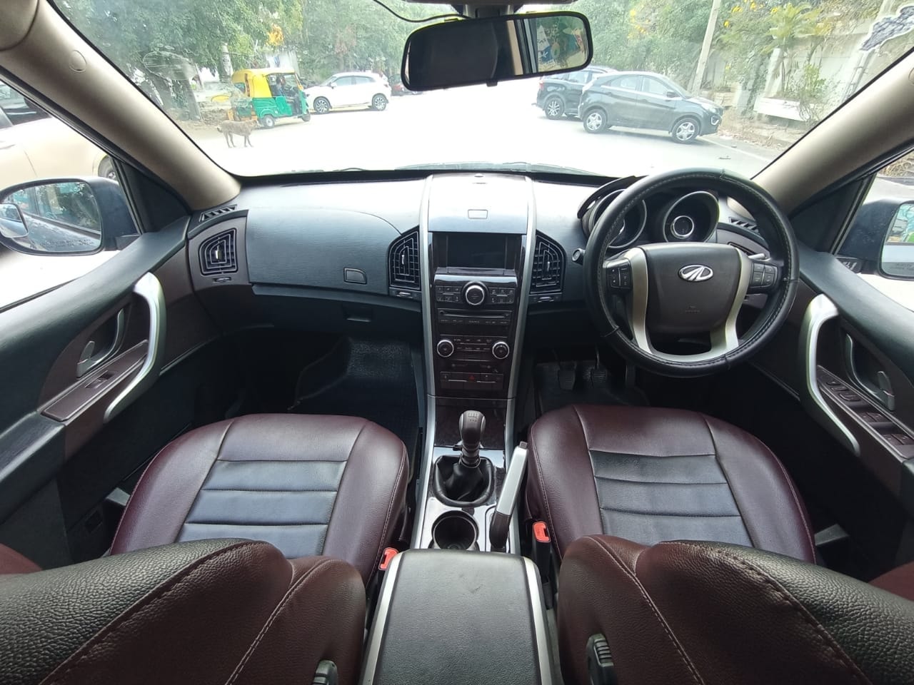 XUV500 image 12 XUV500 image 12