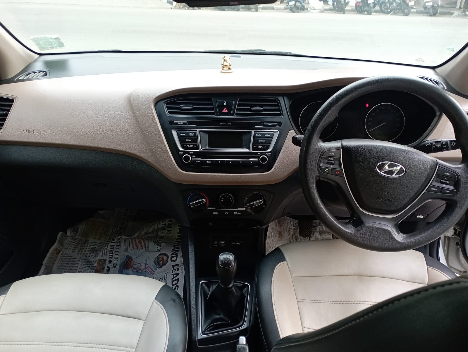 Elite i20 image 12 Elite i20 image 12