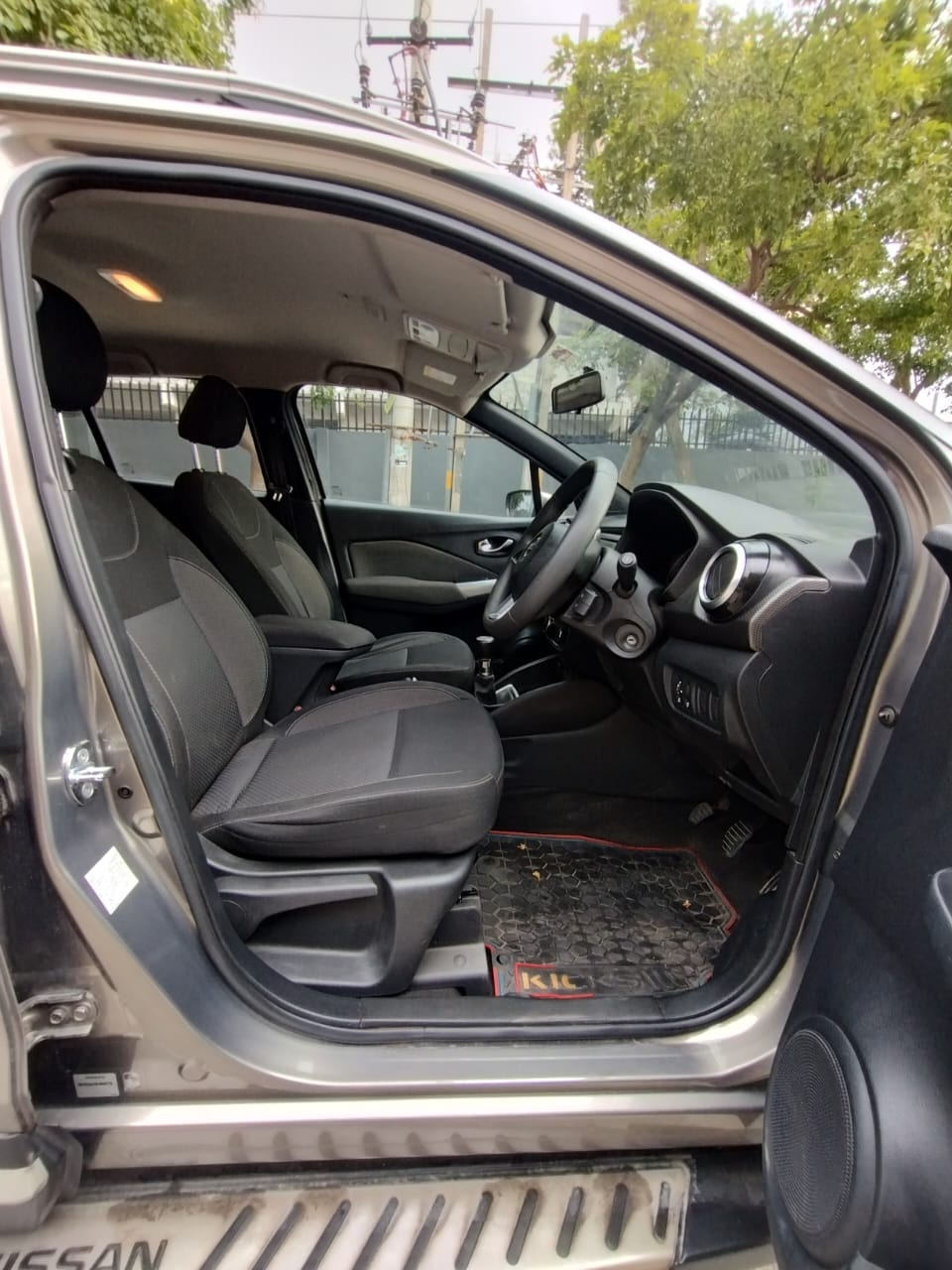 Used 2019 Nissan Kicks Used 2019 Nissan Kicks