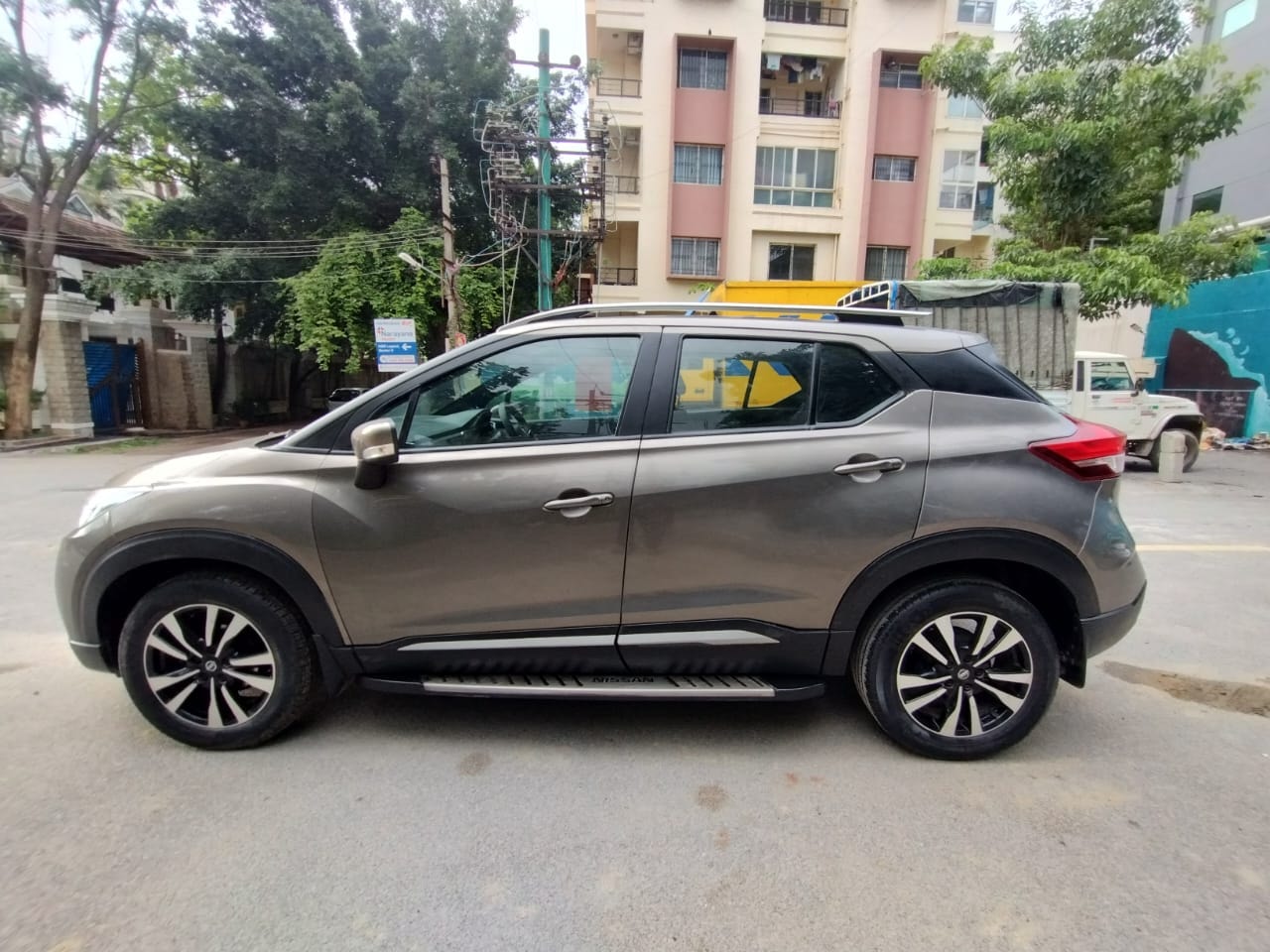 Used 2019 Nissan Kicks Used 2019 Nissan Kicks