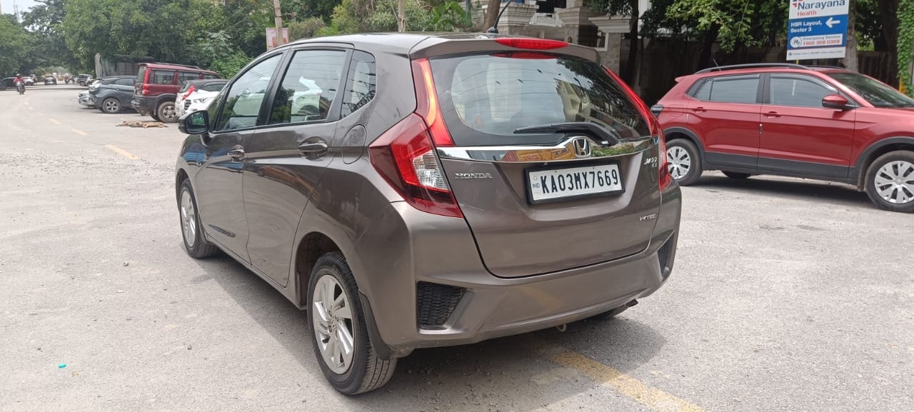 Jazz image 3 Jazz image 3