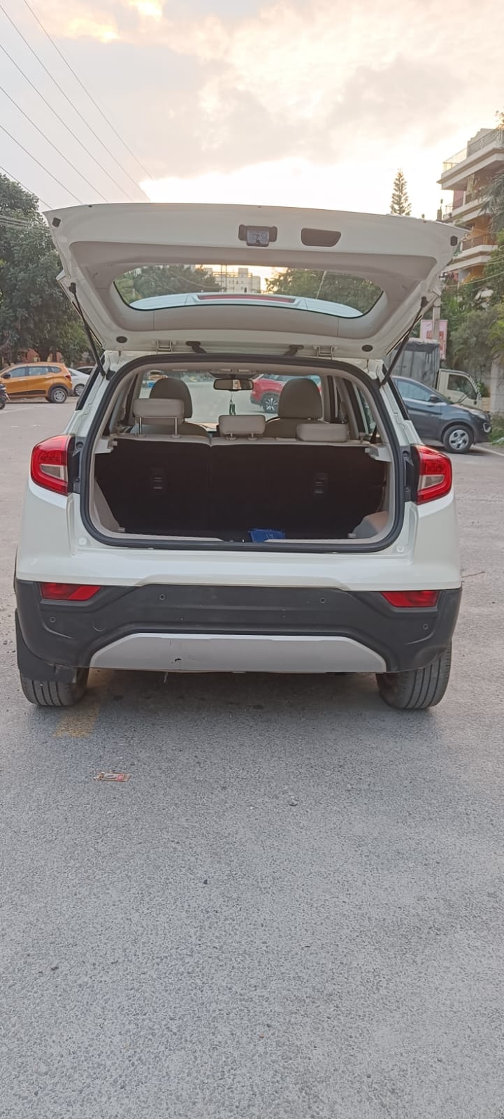 Used 2020 Mahindra XUV300 Used 2020 Mahindra XUV300