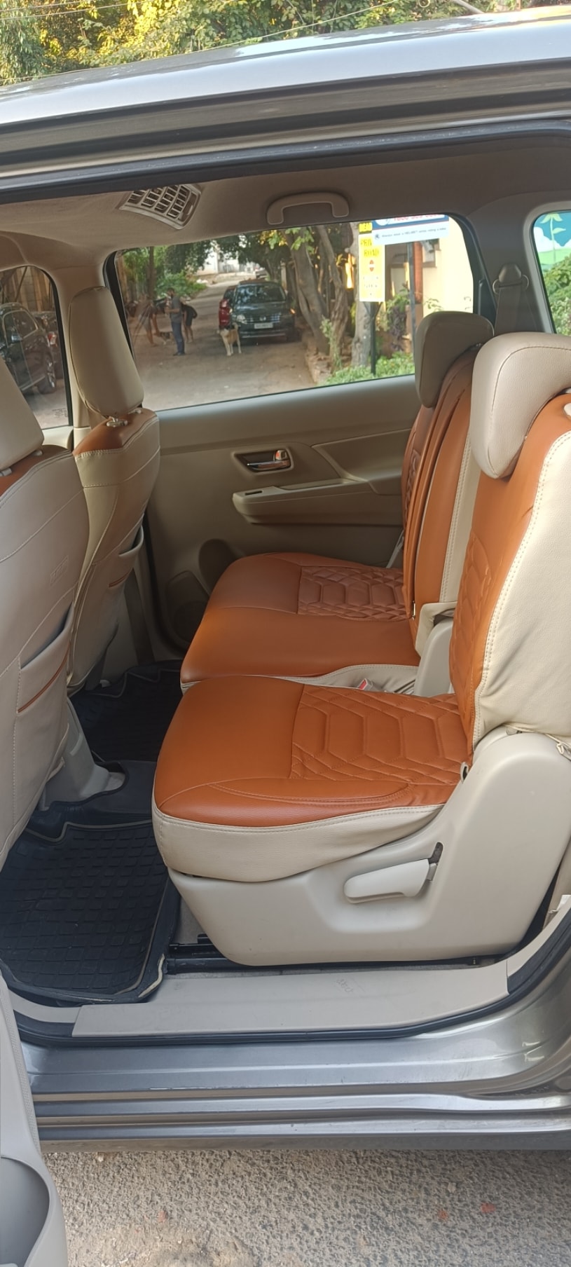 Ertiga image 18 Ertiga image 18