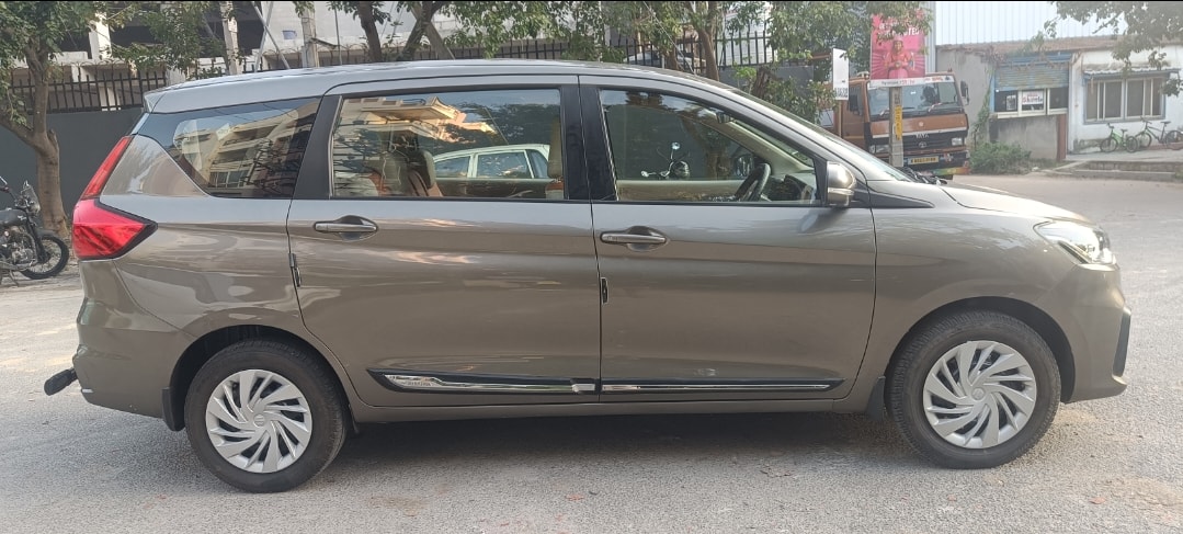 Ertiga image 7 Ertiga image 7