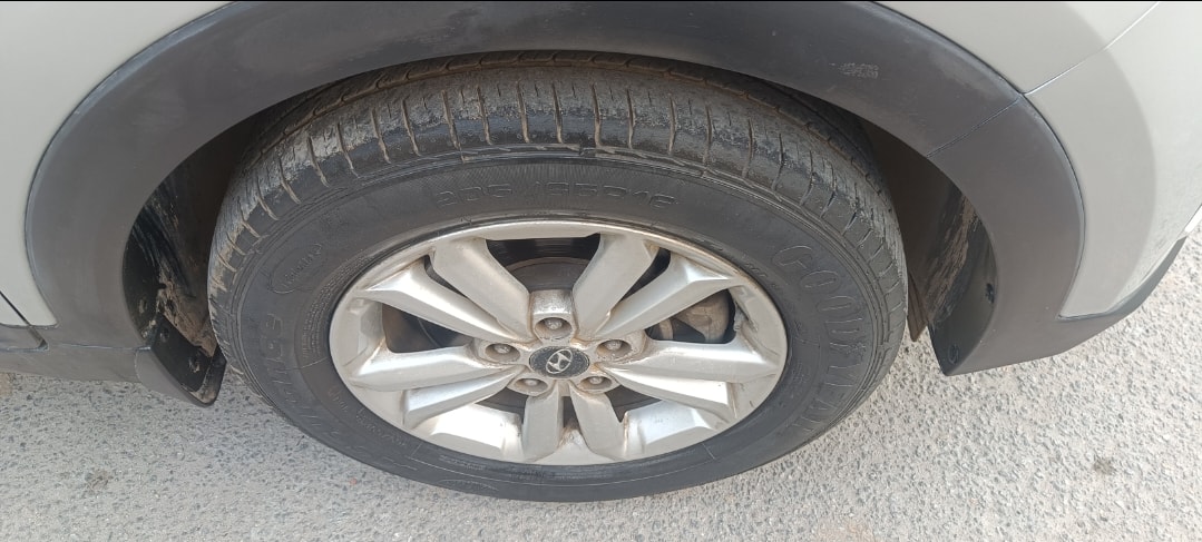 Creta image 9 Creta image 9