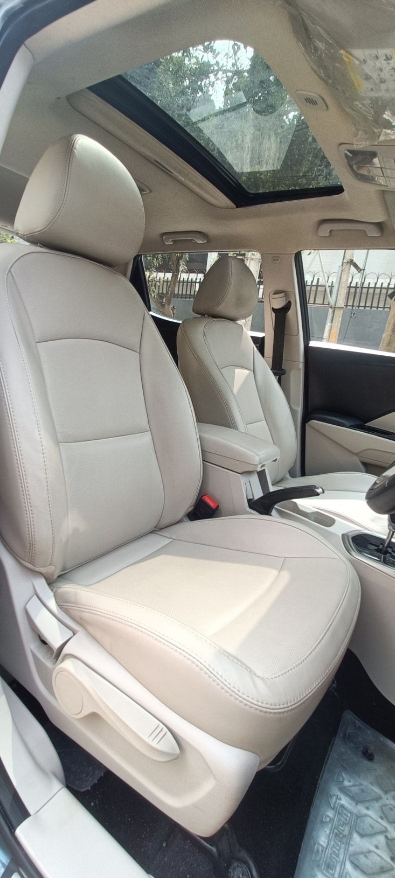 Used 2020 Mahindra XUV300 Used 2020 Mahindra XUV300