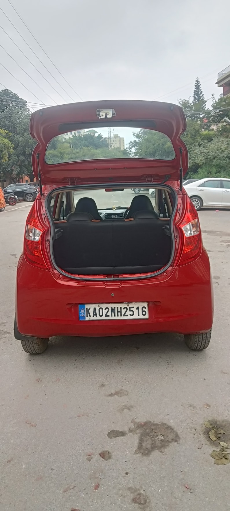 Used 2013 Hyundai EON Used 2013 Hyundai EON