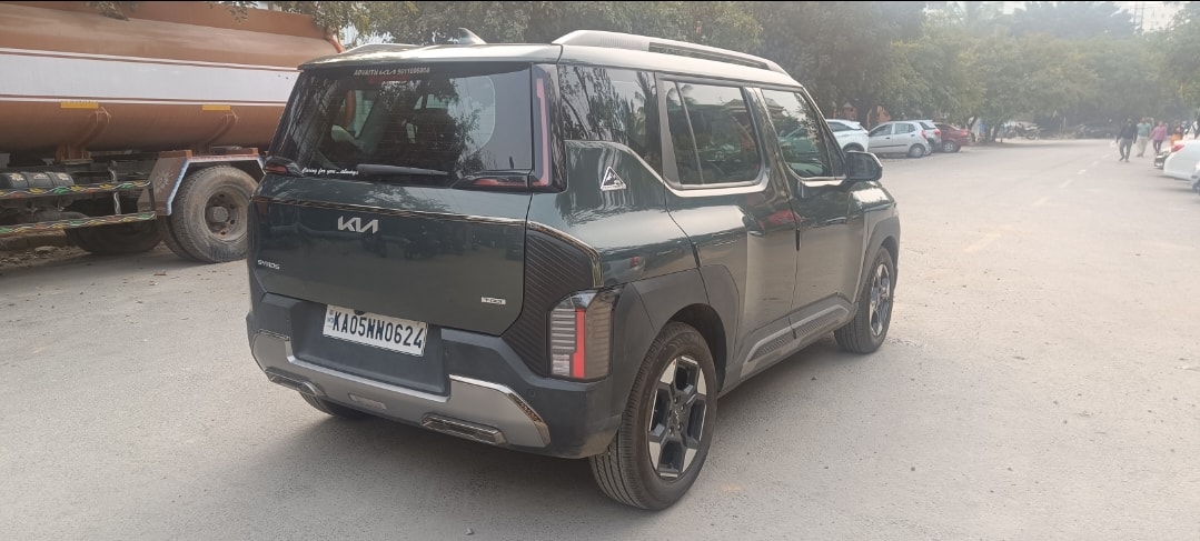 Used 2025 Kia Syros Used 2025 Kia Syros