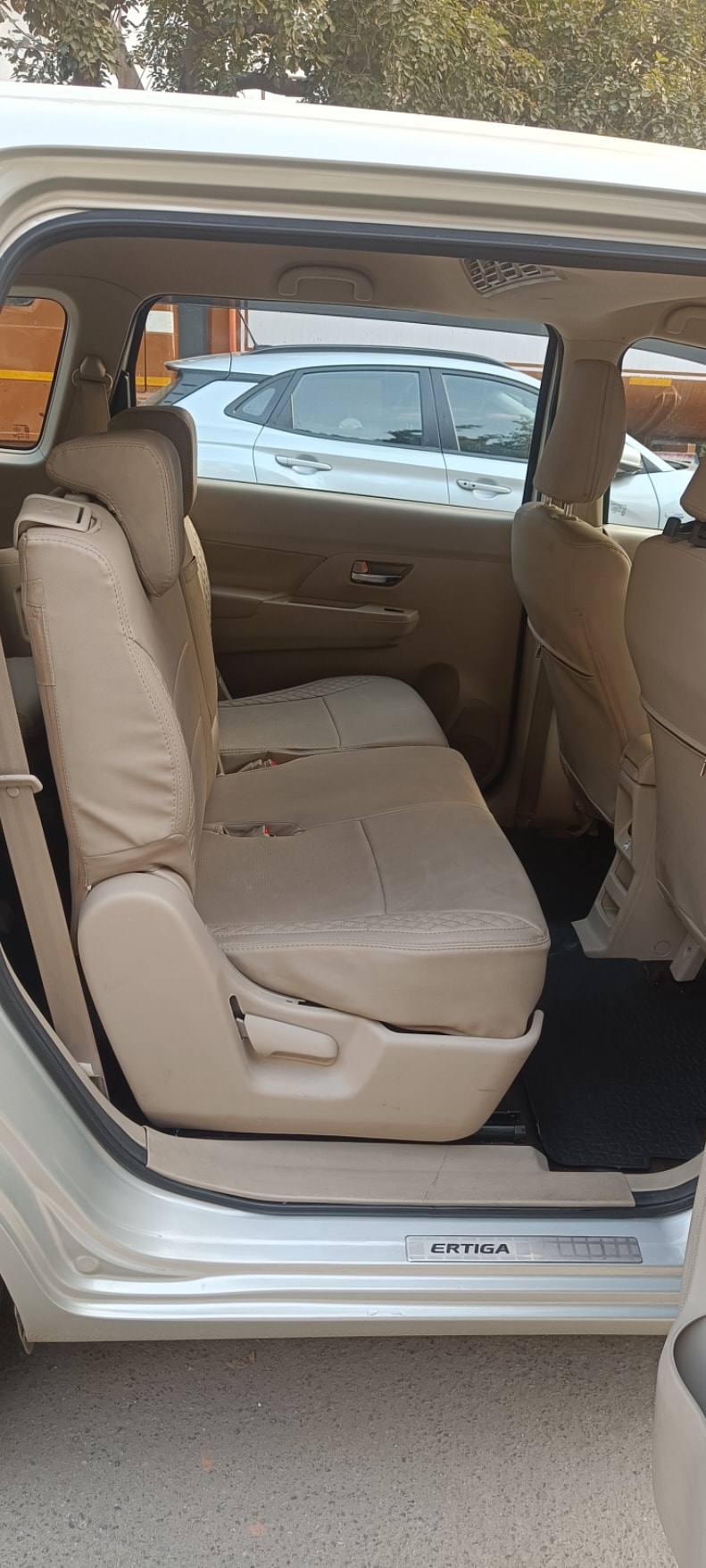 Used 2022 Maruti Suzuki Ertiga Used 2022 Maruti Suzuki Ertiga