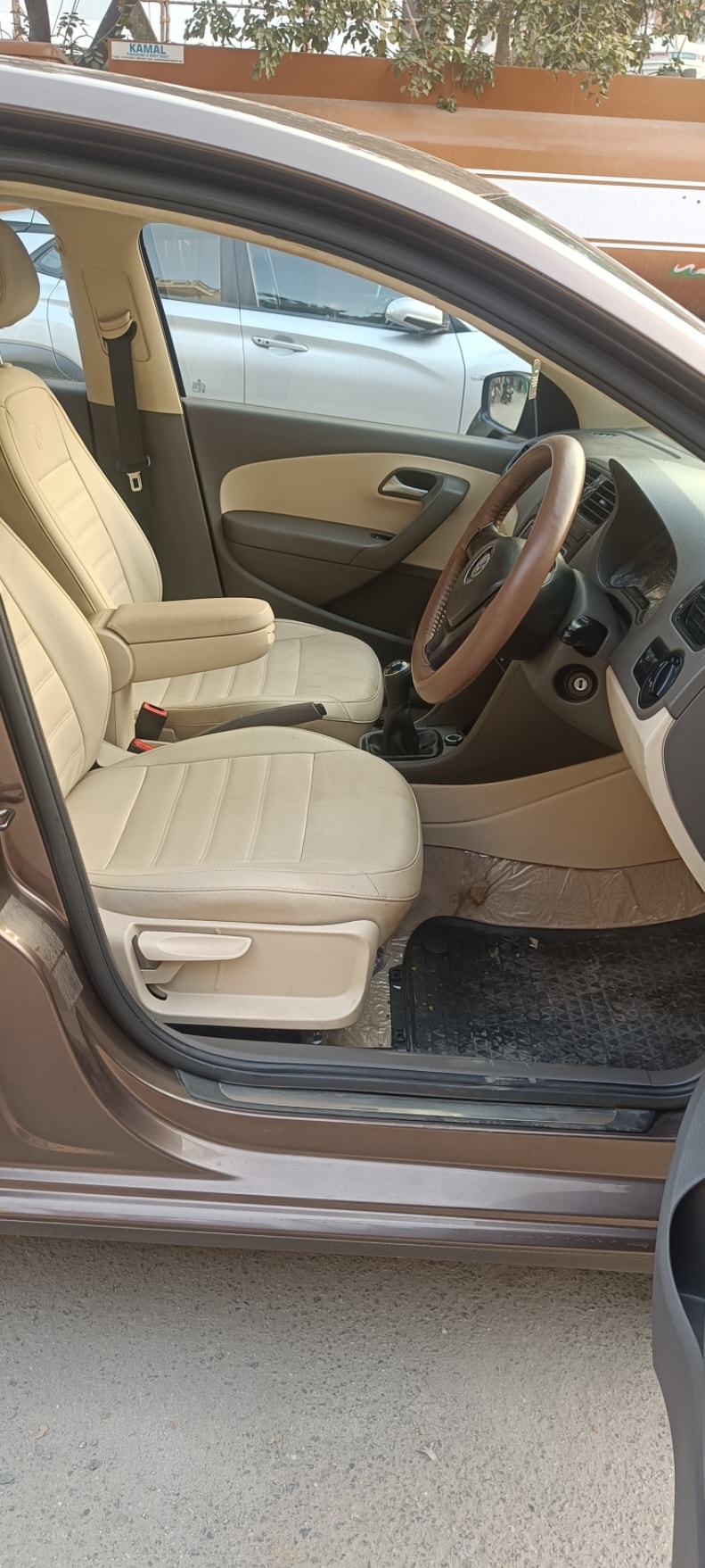 Used 2022 Maruti Suzuki Ertiga Used 2022 Maruti Suzuki Ertiga