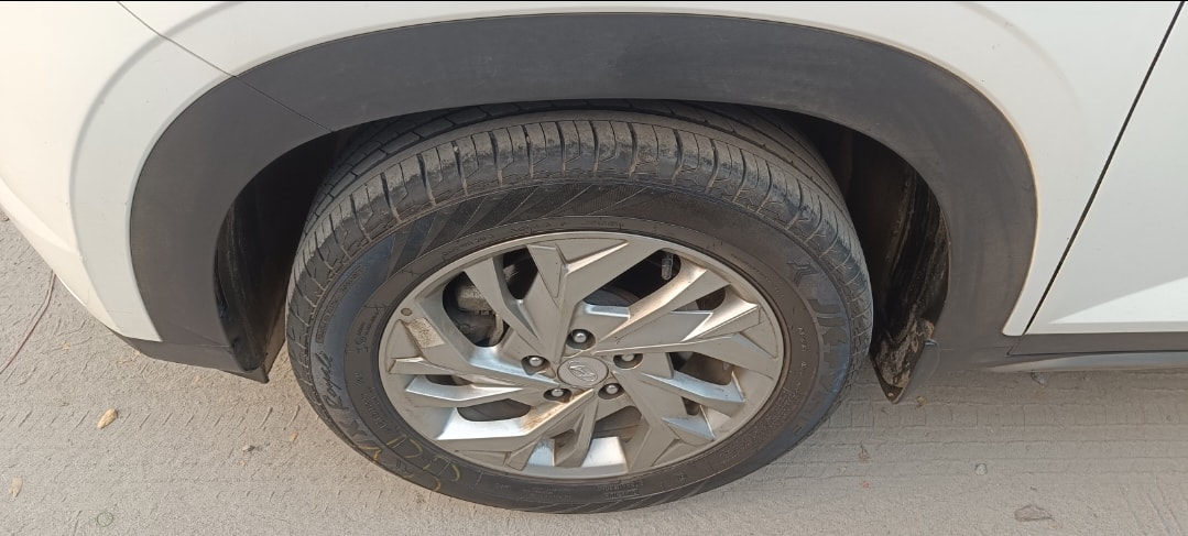 Creta image 9 Creta image 9