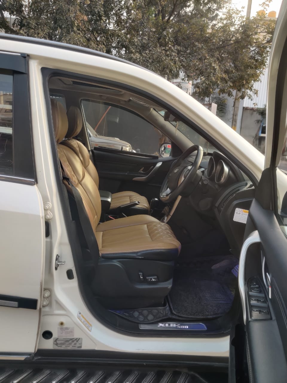 XUV500 image 15 XUV500 image 15