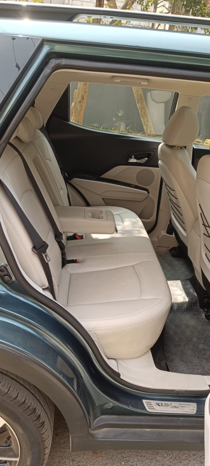 Used 2020 Mahindra XUV300 Used 2020 Mahindra XUV300