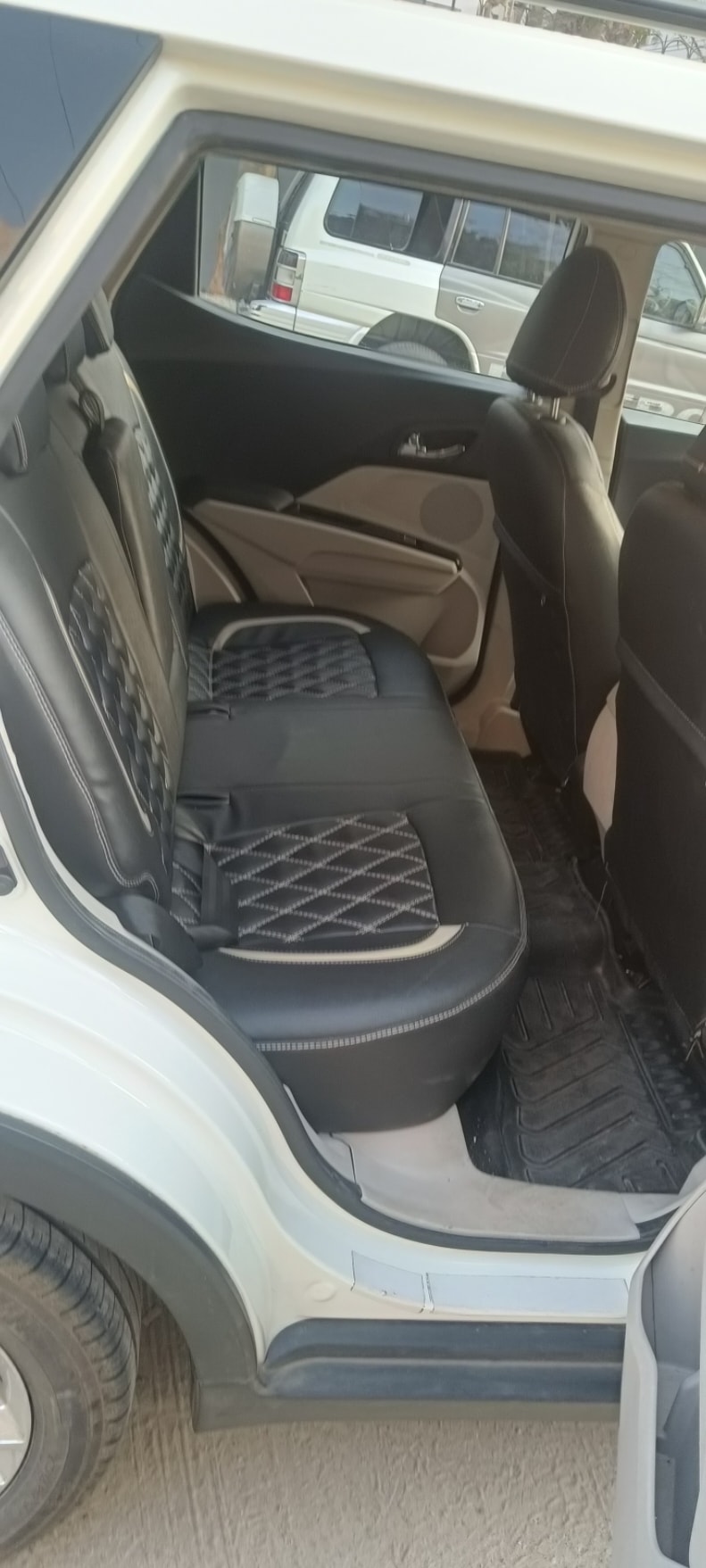 XUV300 image 17 XUV300 image 17