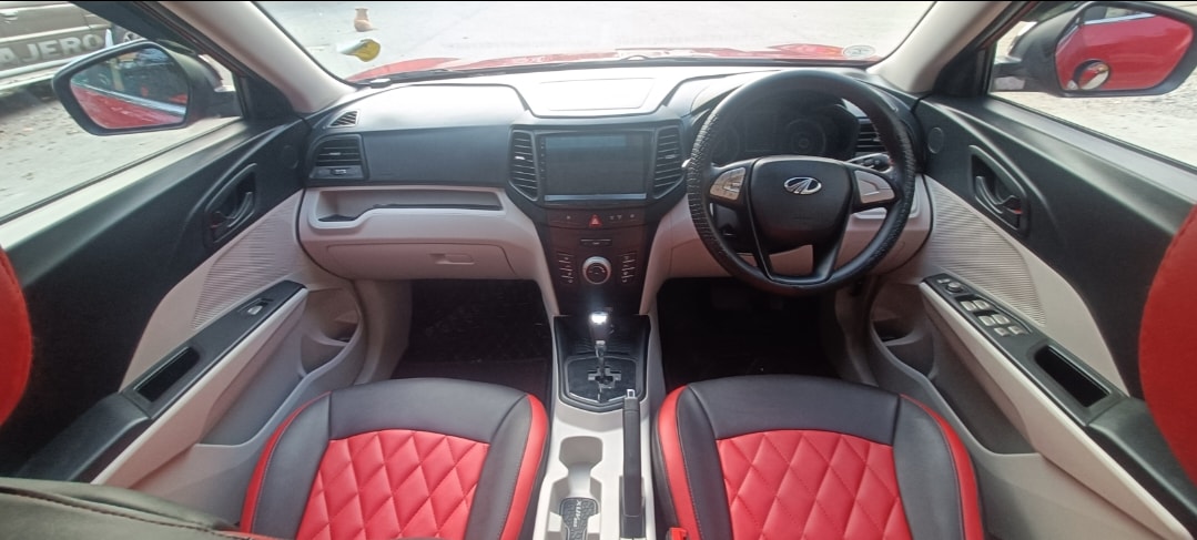 XUV300 image 12 XUV300 image 12