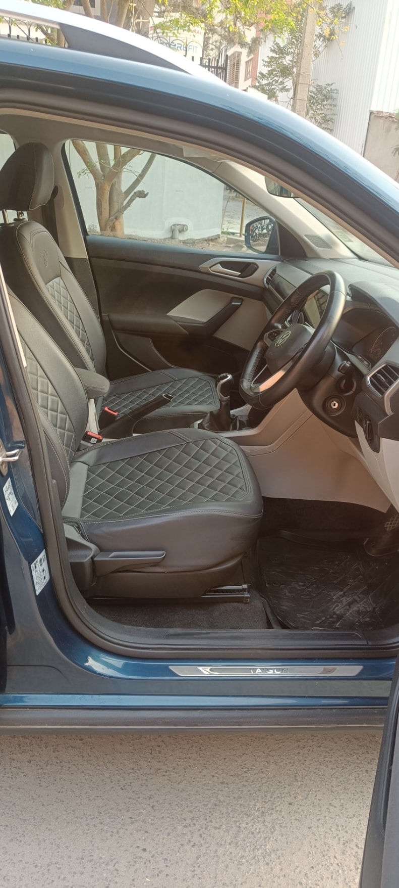 Used 2023 Volkswagen Taigun Used 2023 Volkswagen Taigun